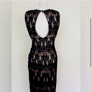 Rachael & Chloe Womens Sm Medium
Dress Black Beige Lace Overlay Long
Fringed Hem